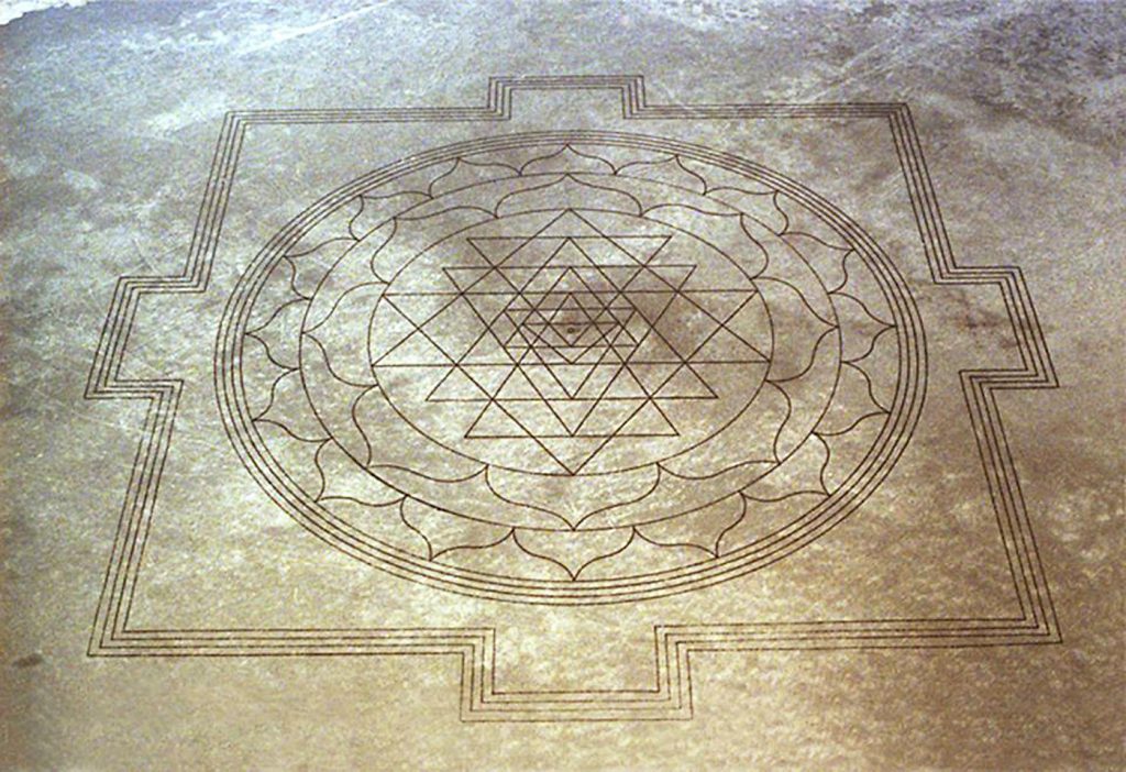 Sri-Yantra-1024x702